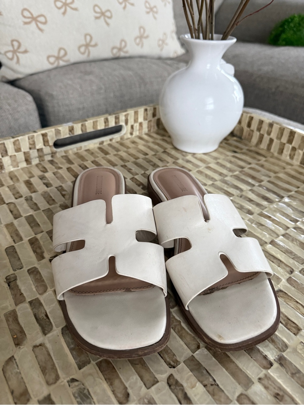 Unbranded Size 8M White H Cutout Slide Sandals Square Toe Flat